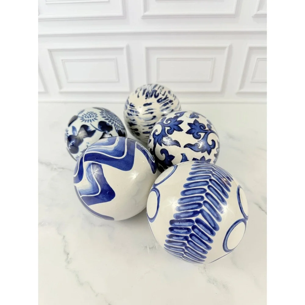 Set of 5 Hand Painted Blue and White Ceramic Chinoiserie 4